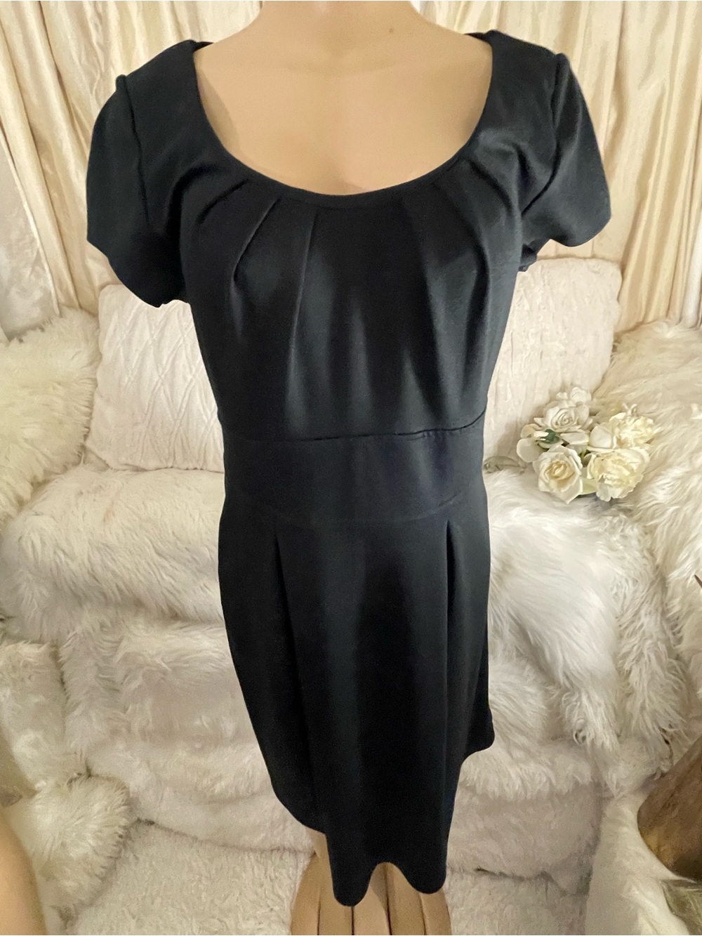 Merona Black Scoop-Neck Pleated Midi Dress with Short Sleeves